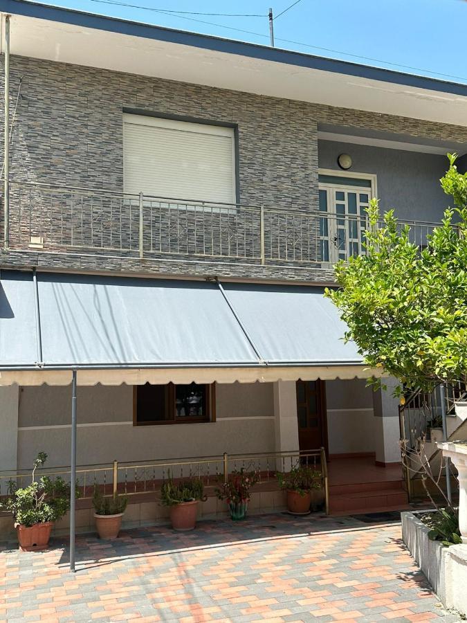 Vila Adriatik 1 Vlorë Екстериор снимка